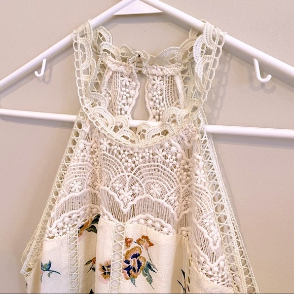 Francesca’s Dress - Picture 9 of 10